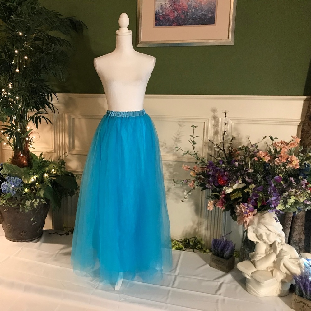 Maxi blue tulle skirt